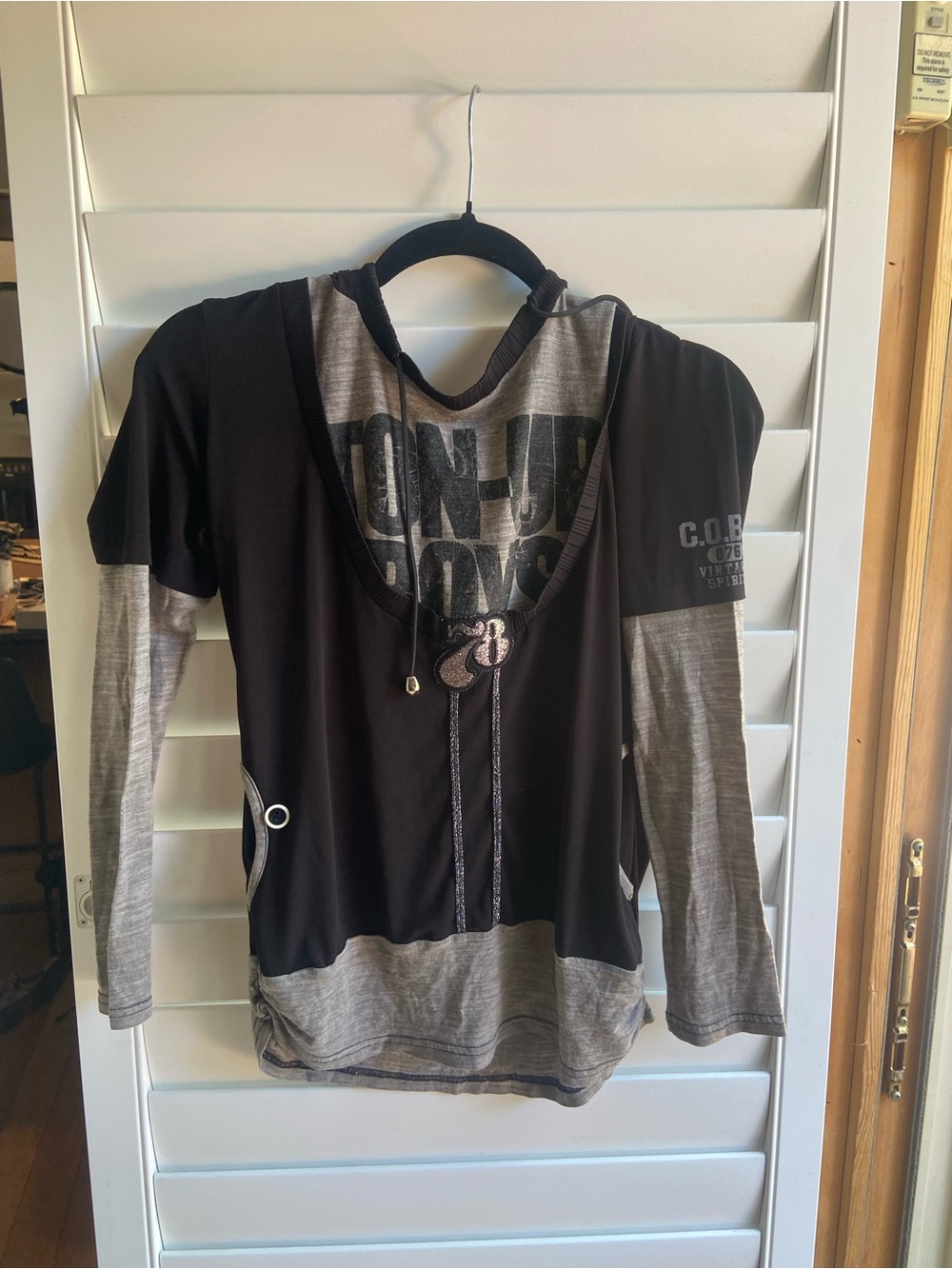 Black & Gray Hooded Layered-Look Kids Top